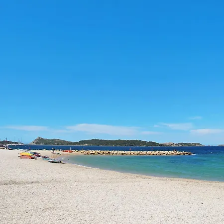 Baie Du Soleil By Interhome شقة *